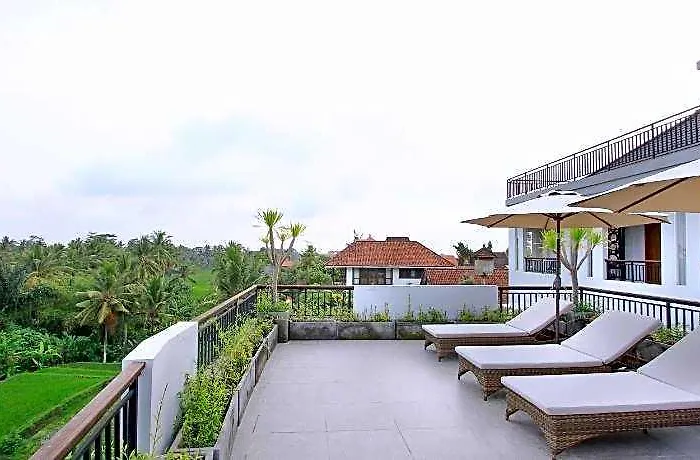 Puri Padma ホテル